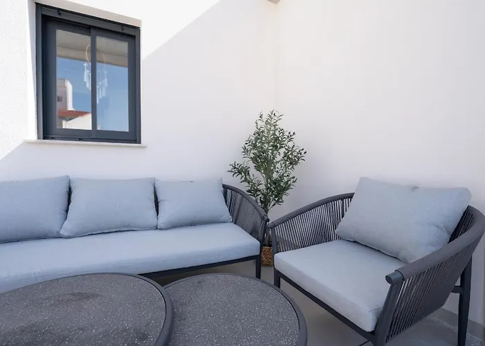 Yourspain S233a Heated Pool Apartment *